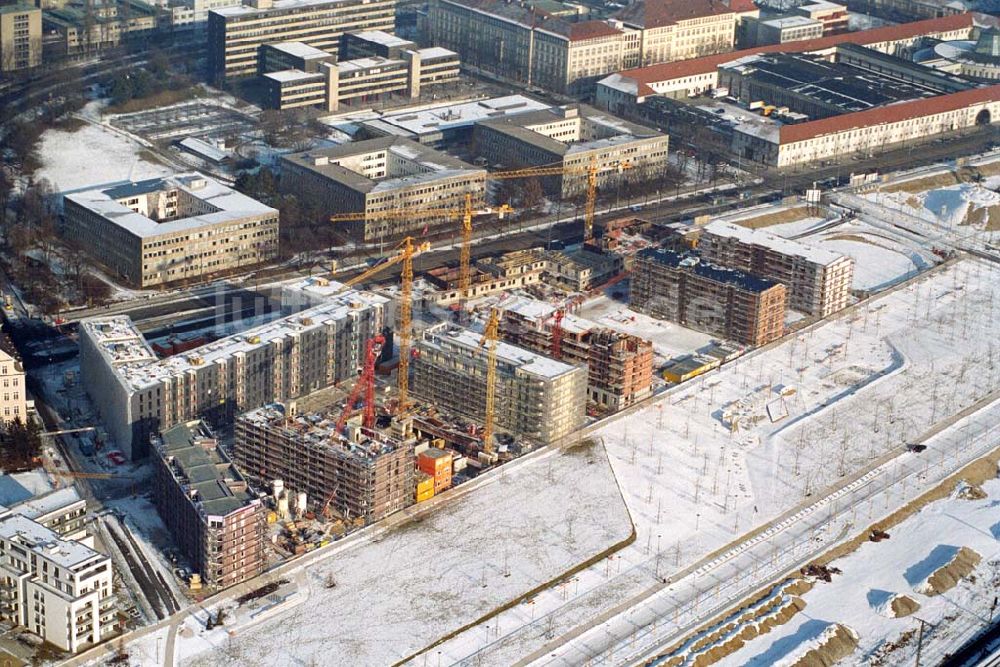 Luftaufnahme München / Bayern - Bau der Wohnanlagen in der Ackermannstraße (Ackermannbogen) in München Schwabingen am Olympiapark