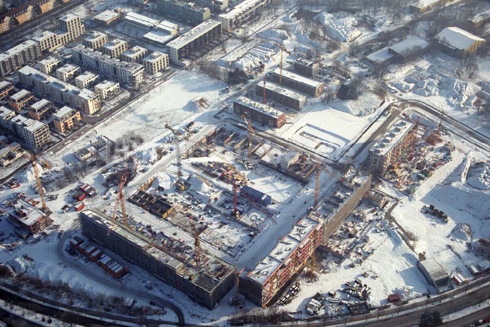 Luftaufnahme München / Bayern - Bau der Wohnanlagen in der Ackermannstraße (Ackermannbogen) in München Schwabingen am Olympiapark