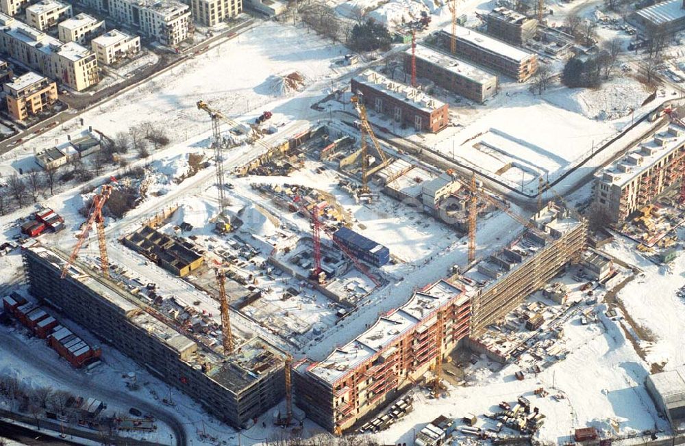 München / Bayern von oben - Bau der Wohnanlagen in der Ackermannstraße (Ackermannbogen) in München Schwabingen am Olympiapark