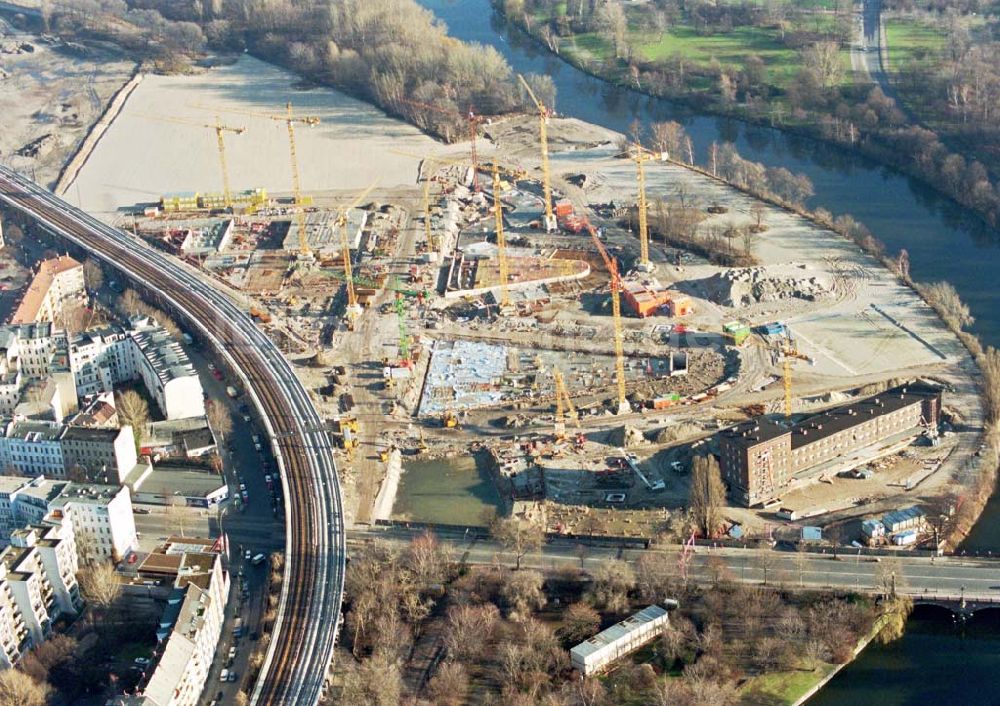 Luftbild Berlin-Tiergarten - Bau von Wohnungen für Bundesbedienstete am Spreeufer in Berlin-Tiergarten