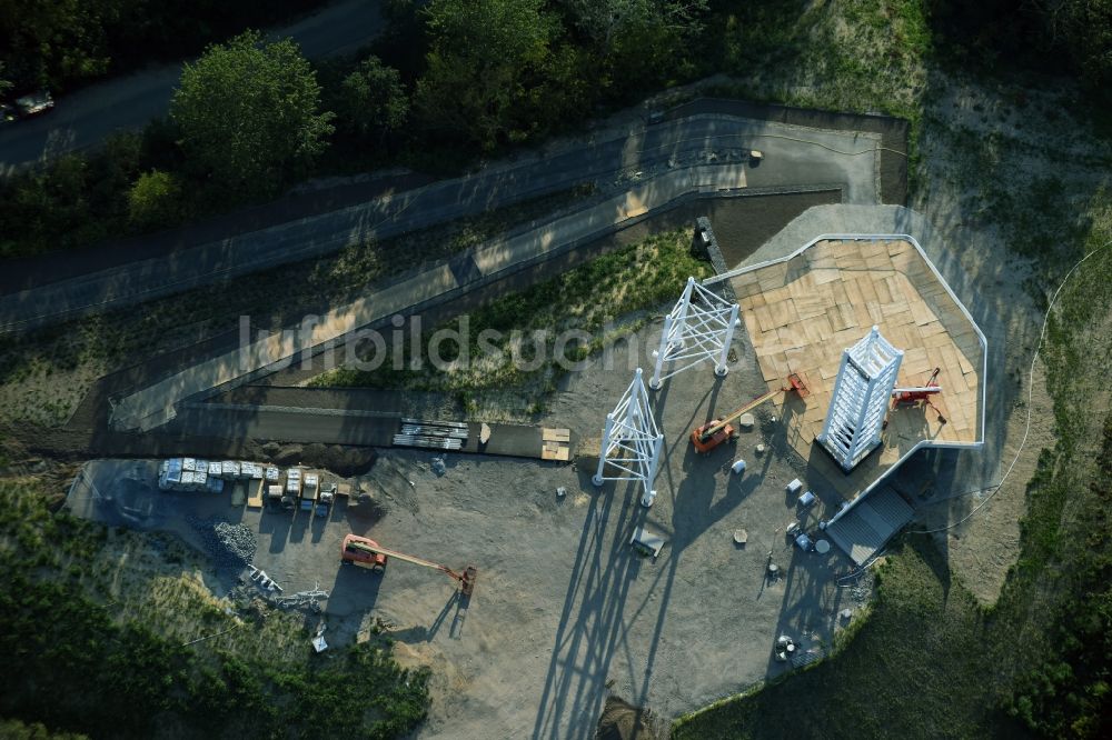 Berlin von oben - Bauarbeiten an der Besucherplattform Wolkenhain am Geländes der IGA 2017 im Bezirk Marzahn-Hellersdorf in Berlin