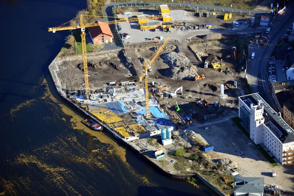 Potsdam aus der Vogelperspektive: Bauarbeiten in der historischen Speicherstadt von Potsdam