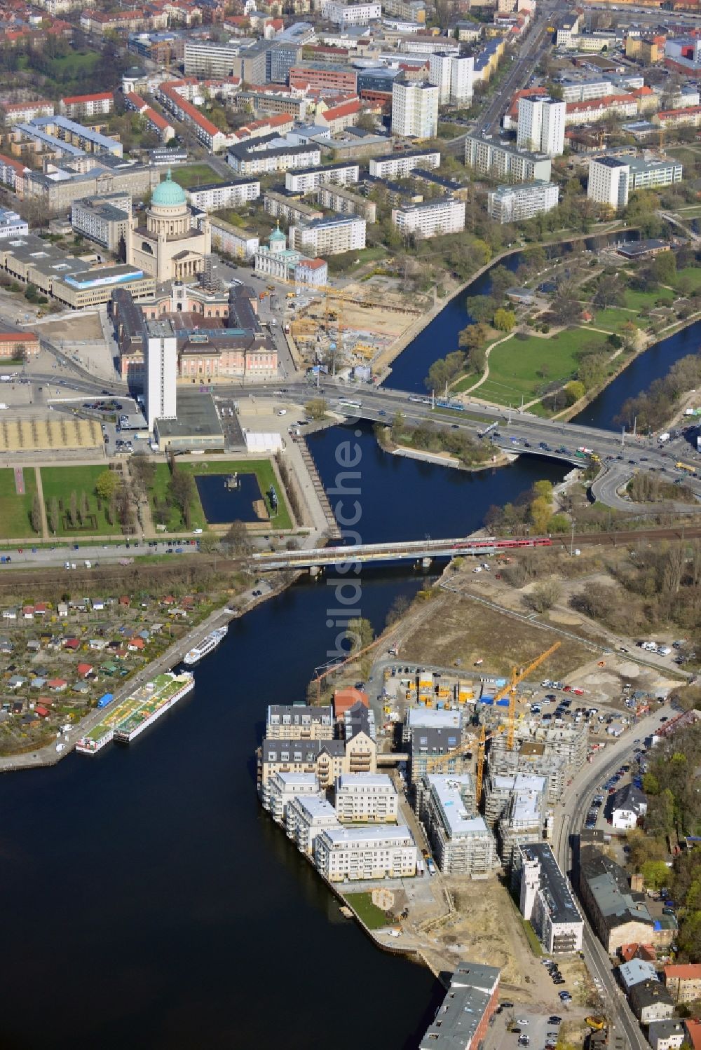 Luftaufnahme Potsdam - Bauarbeiten in der historischen Speicherstadt von Potsdam, der Landeshauptstadt von Brandenburg