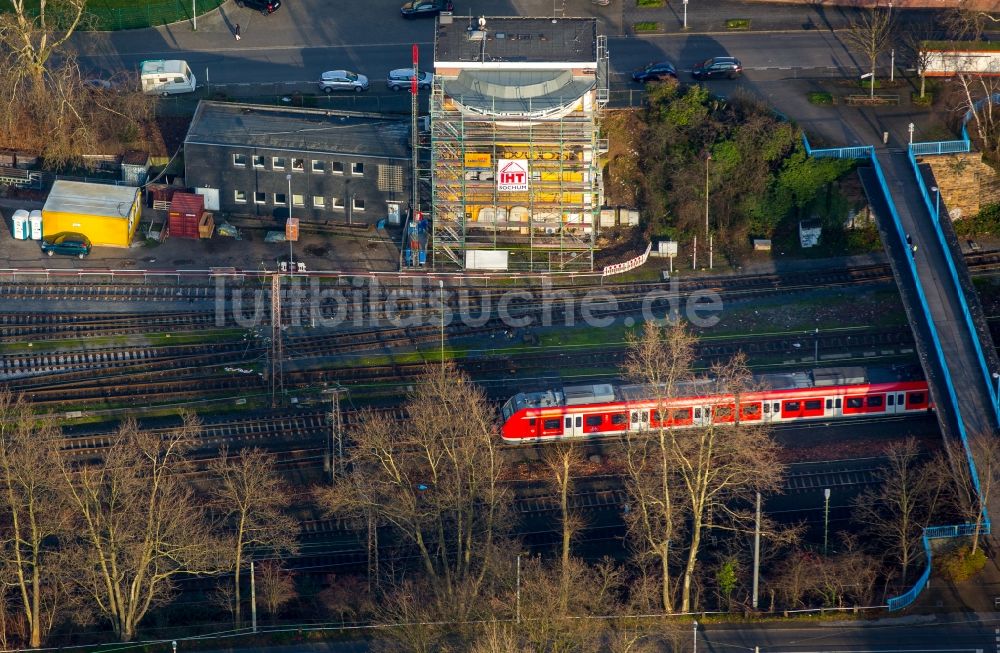 Luftbild Mülheim an der Ruhr - Bauarbeiten und Reparaturarbeiten am Stellwerk Styrum der Deutschen Bahn in Mülheim an der Ruhr im Bundesland Nordrhein-Westfalen