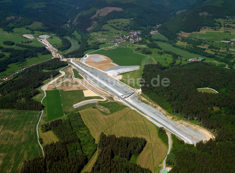 Luftbild Schalkau - Bauarbeiten an der Truckenthalbrücke in Südthüringen im Bundesland Thüringen