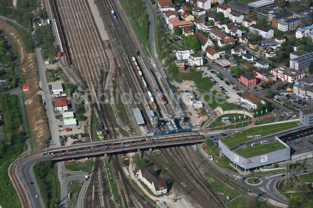 Weil am Rhein aus der Vogelperspektive: Bauarbeiten zur Sanierung und Optimierung am Gleisverlauf und Bahnhofsgebäude in Weil am Rhein im Bundesland Baden-Württemberg, Deutschland