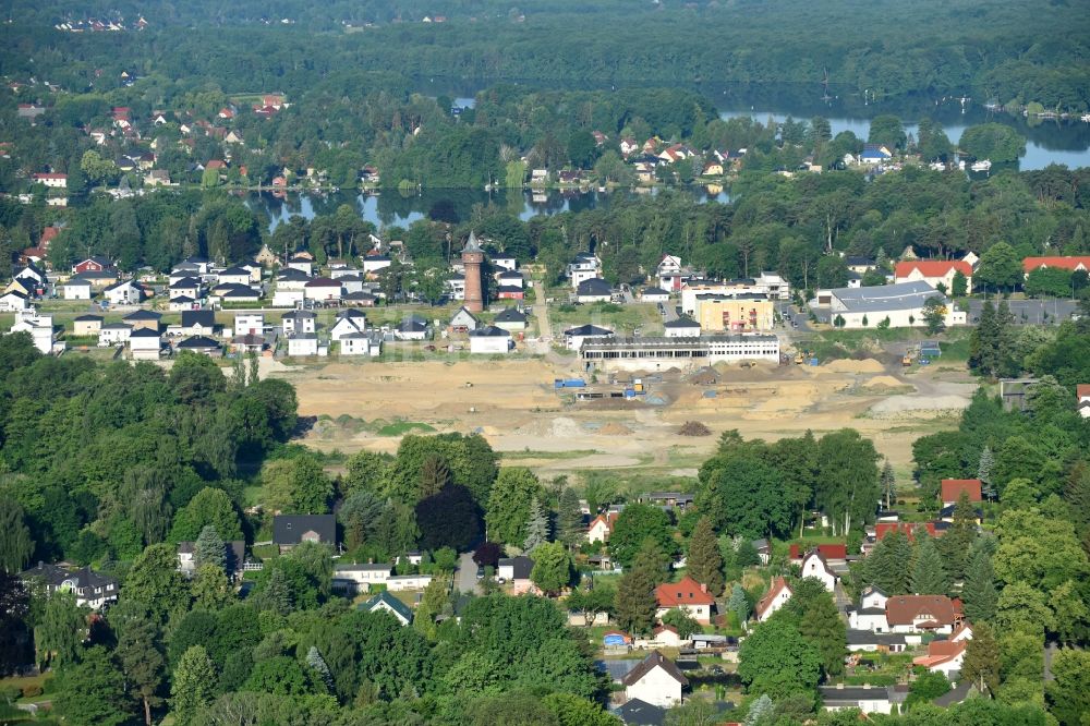 Königs Wusterhausen von oben - Baufeld des künftigen Wohngebietes Königsufer am Ufer des Zernsee am Wustroweg im Stadtteil Zernsdorf in Königs Wusterhausen im Bundesland Brandenburg