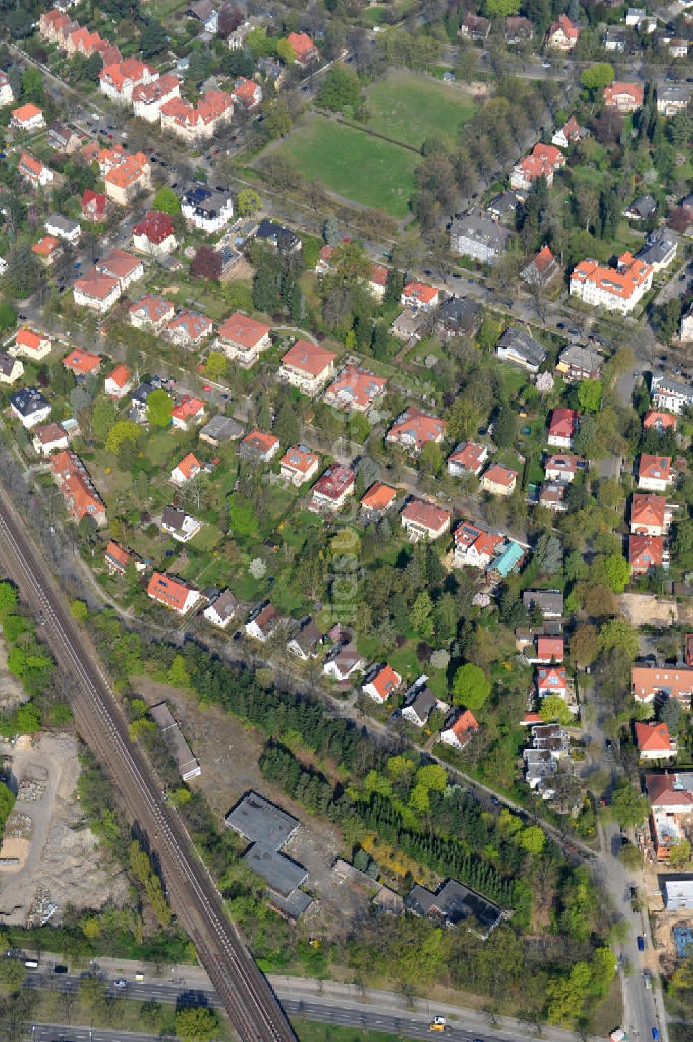 Luftaufnahme Berlin Zehlendorf - Baufeldes der NCC Deutschland an der Fürstenstraße / Potsdamer Straße in 14163 Berlin- Zehlendorf