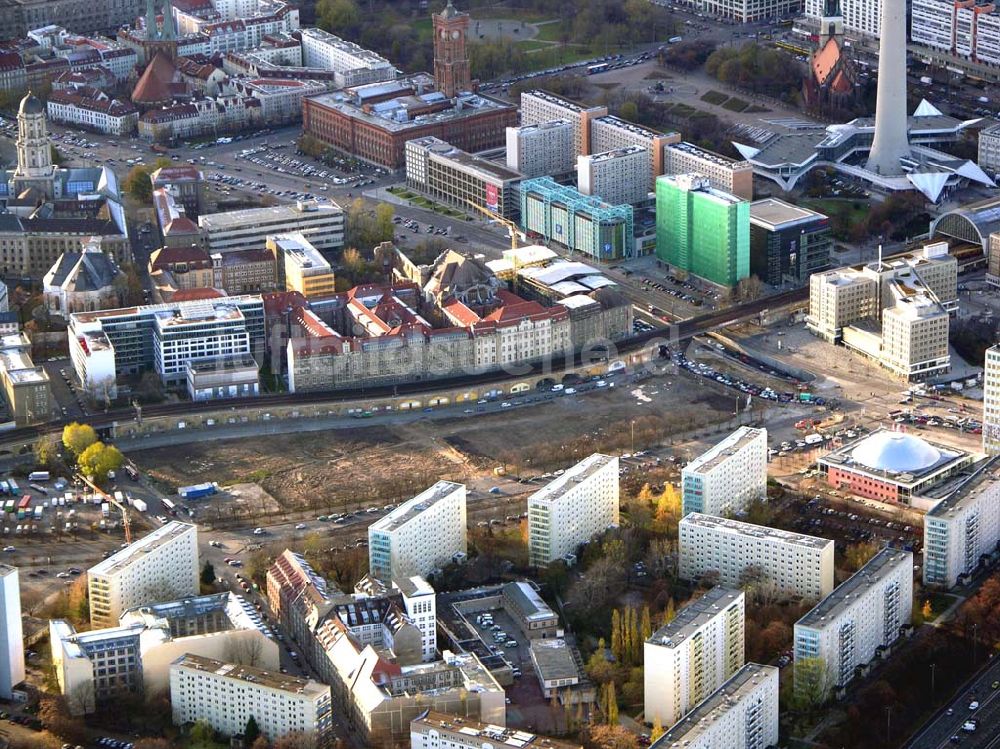 Berlin aus der Vogelperspektive: Baufläche an der Dircksenstrasse Berlin/Mitte