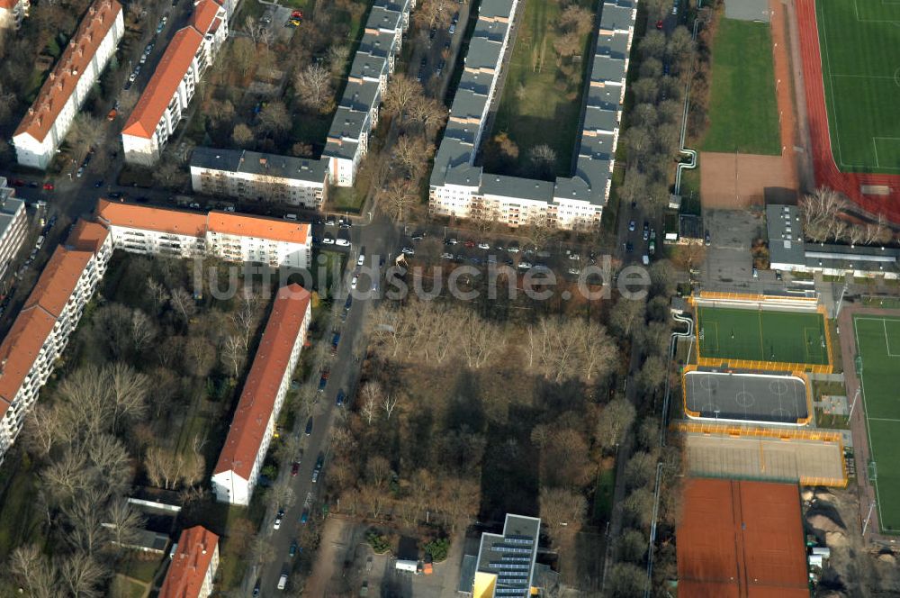 Luftaufnahme Berlin - Baufläche des geplanten Wohnneubauviertels Friedrichsfelder Stadtgärten in Berlin-Lichtenberg