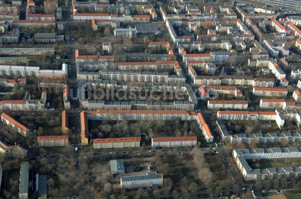 Berlin aus der Vogelperspektive: Baufläche des geplanten Wohnneubauviertels Friedrichsfelder Stadtgärten in Berlin-Lichtenberg