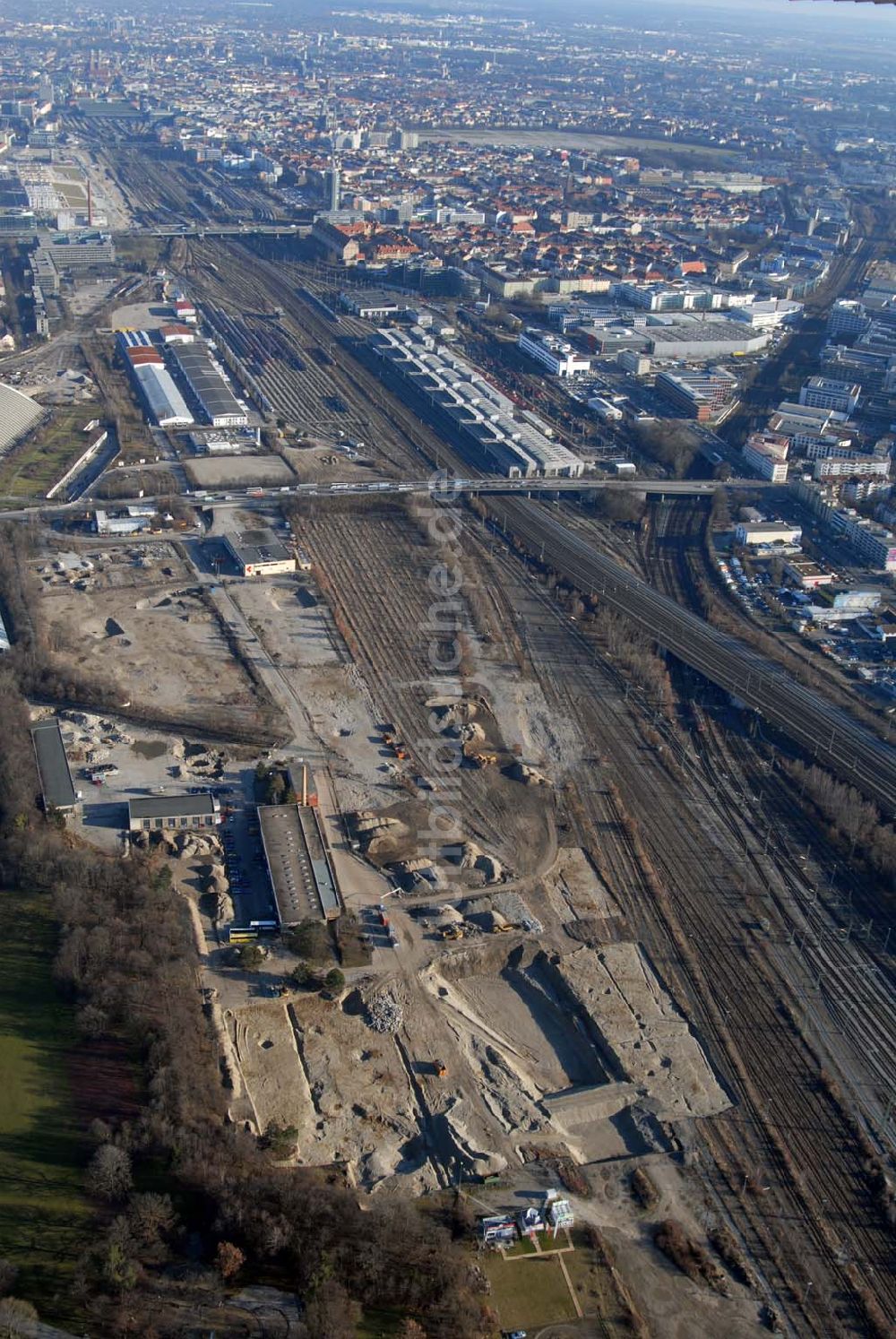 München aus der Vogelperspektive: Baufläche für das neue Stadtquartier ?Am Hirschgarten? in München Nymphenburg.