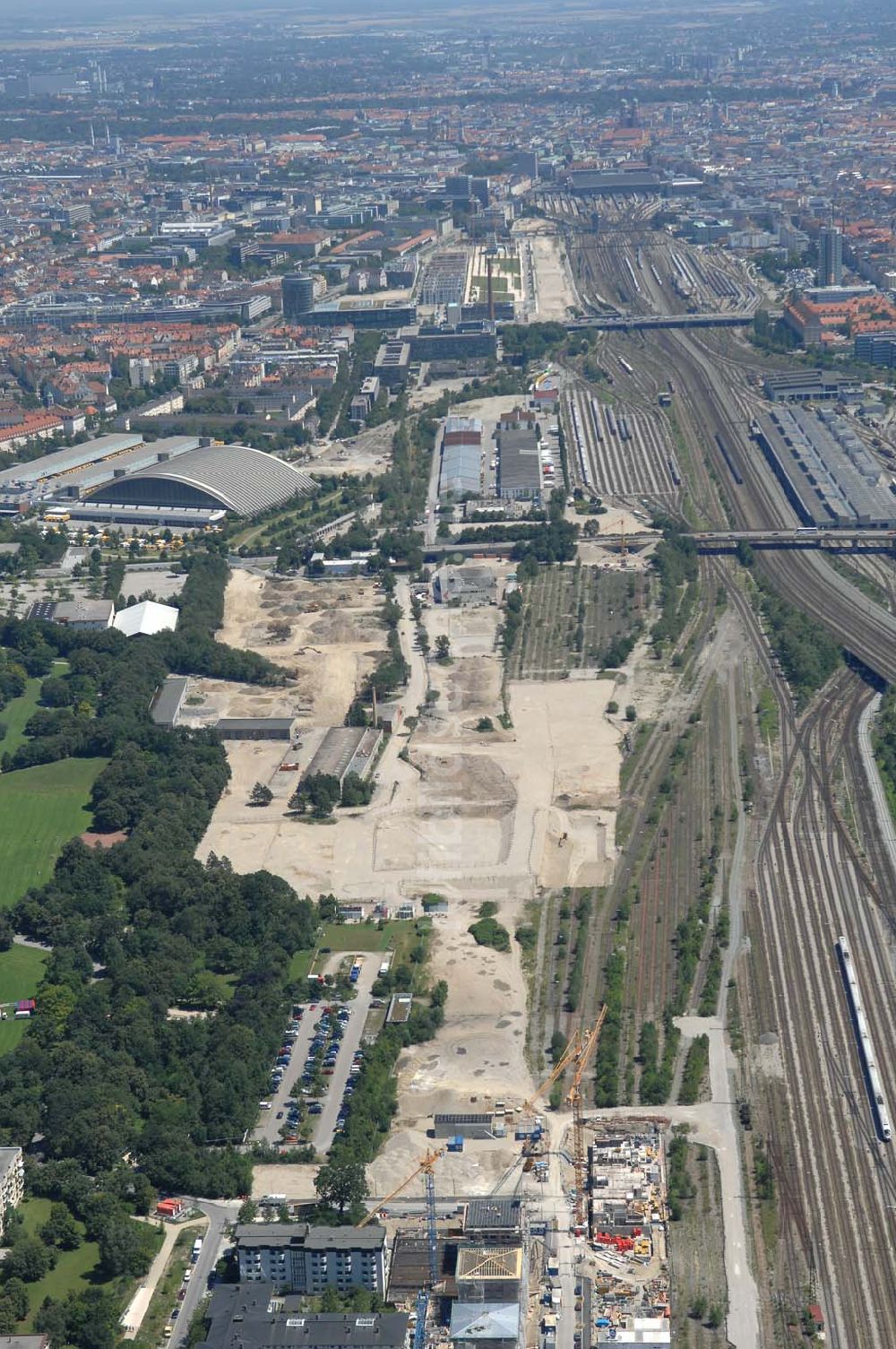 Luftaufnahme München Nymphenburg - Baufläche für das neue Stadtquartier ?Am Hirschgarten? in München Nymphenburg.