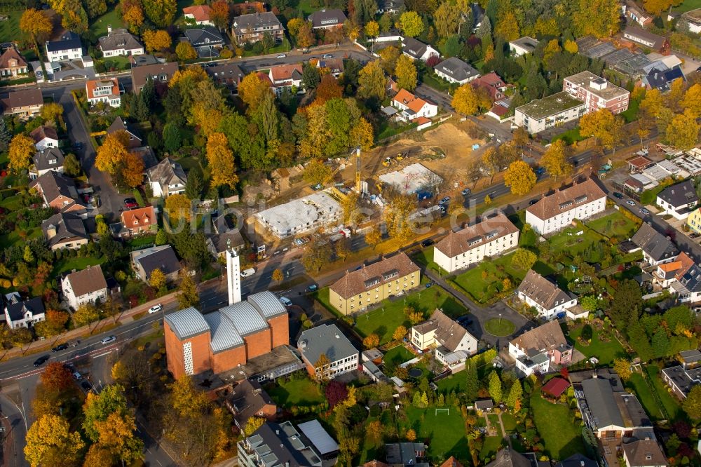 Hamm von oben - Baugebiet der Hammer Gemeinnützige Baugesellschaft und Wohngebiet an der Lippestraße im herbstlichen Ortsteil Mark in Hamm im Bundesland Nordrhein-Westfalen