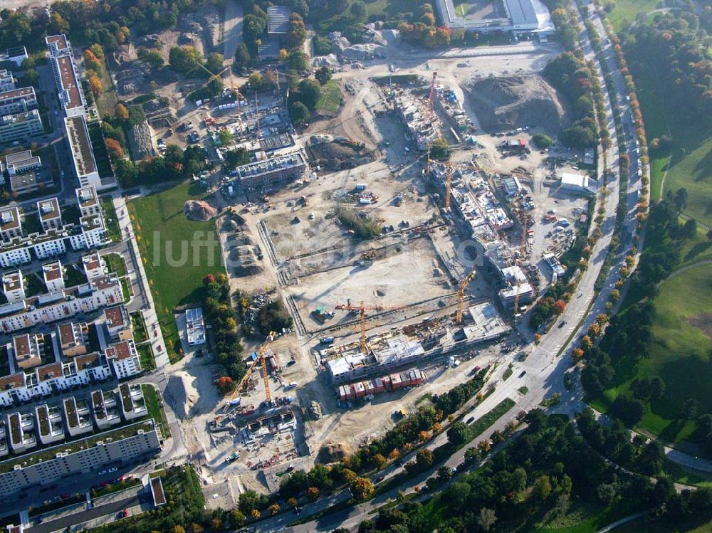 München (Bayern) von oben - Baugelände des Wohngebietes Olympiapark - München (Bayern)