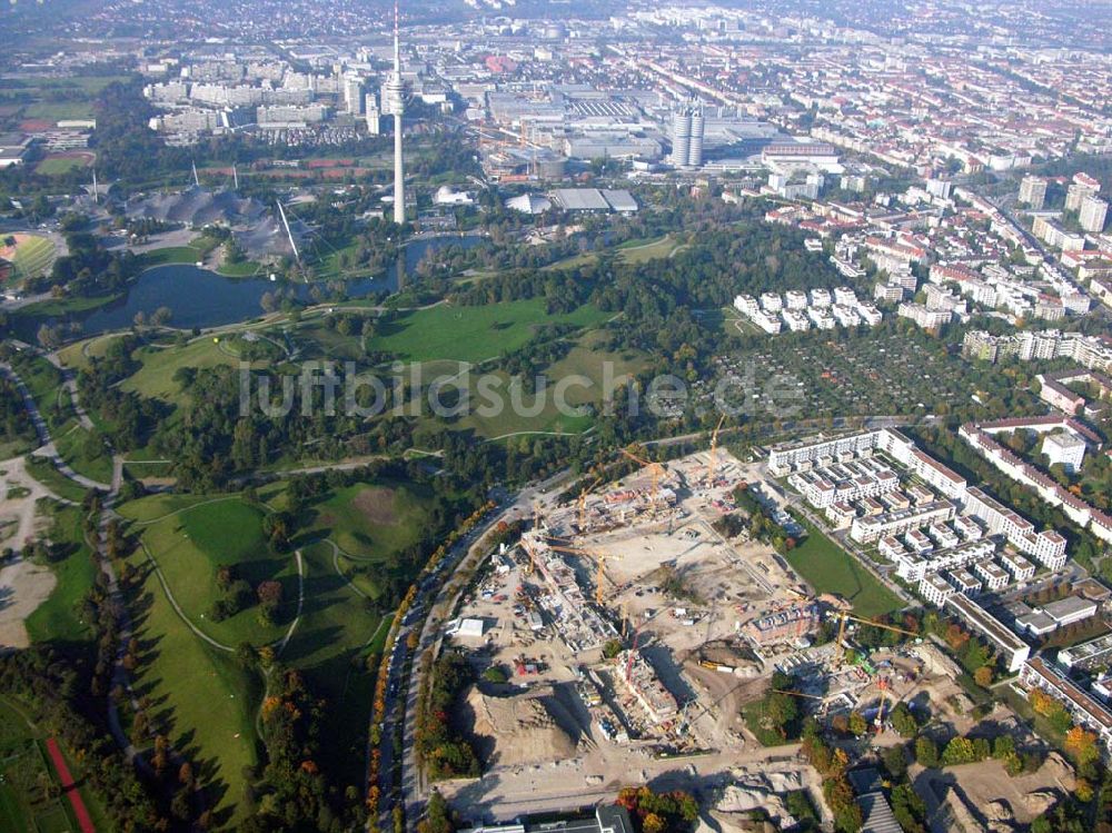 München (Bayern) von oben - Baugelände des Wohngebietes Olympiapark - München (Bayern)