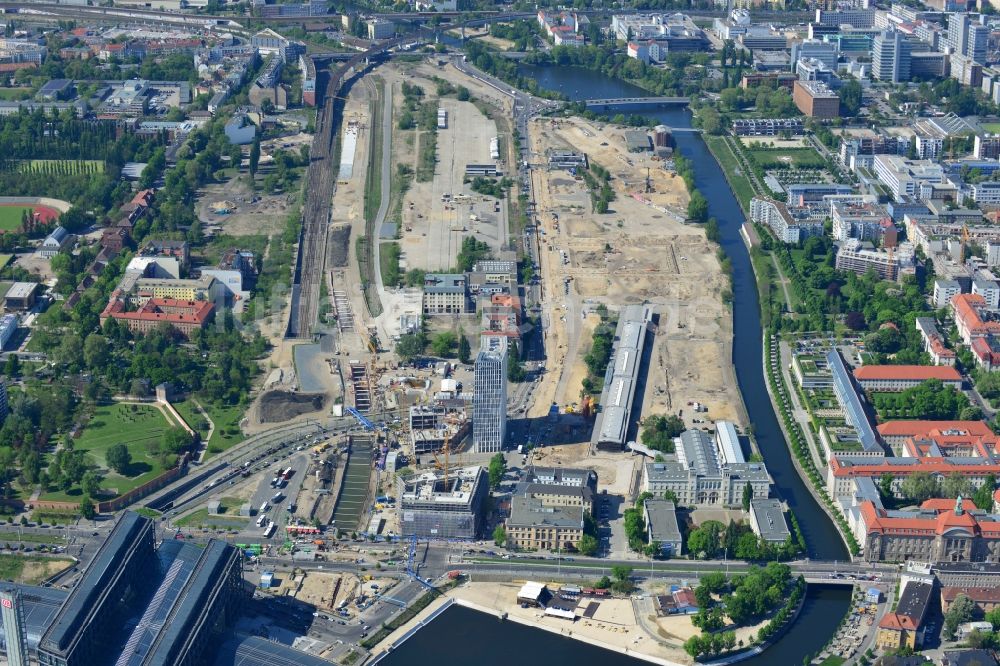 Luftbild Berlin - Baugeschehen auf dem Entwicklungsgebiet Europacity an der Heidestraße am Spreeufer im Ortsteil Moabit in Berlin - Mitte