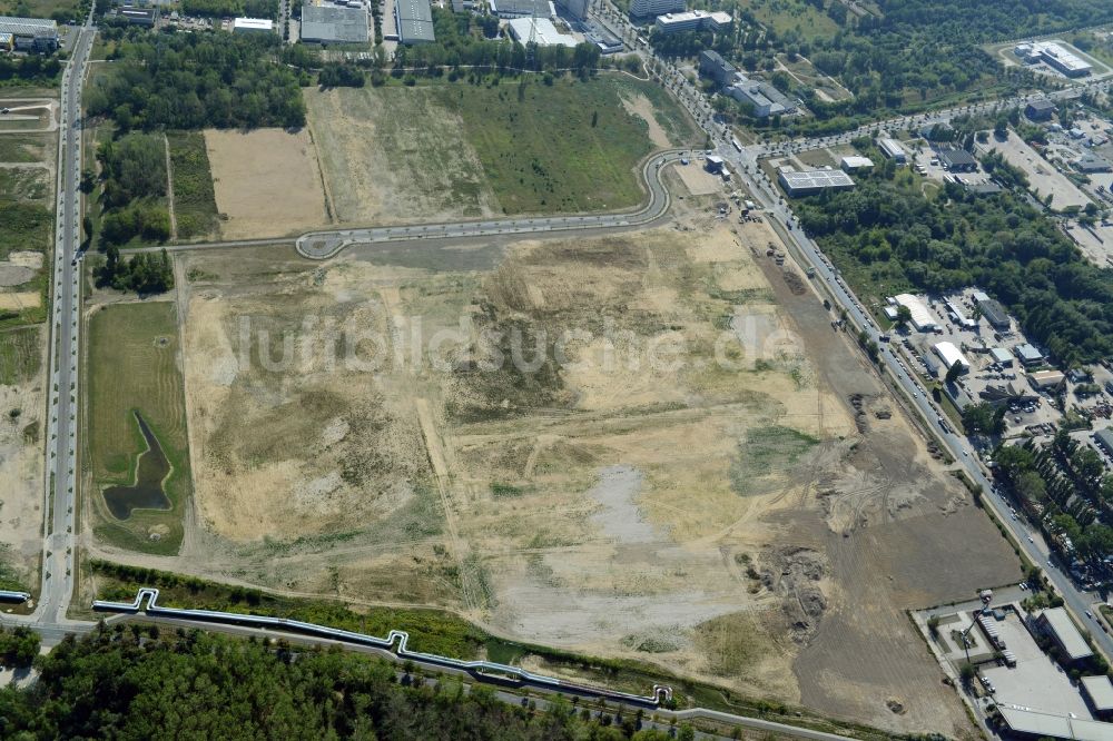 Berlin von oben - Baugrund auf dem Gelände des ehemaligen Klärwerks Falkenberg im Bezirk Marzahn-Hellersdorf in Berlin