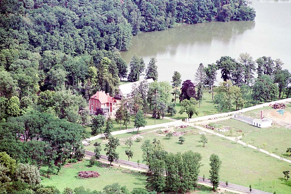 Luftaufnahme Eggersdorf / Brandenburg - Baugrundstück am See südwestlich des Flugplatzes Eggersdorf