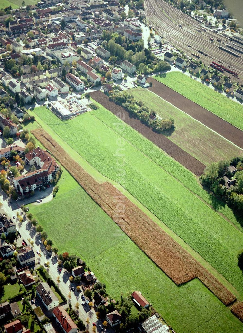 Luftaufnahme Freilassing / Bayern - Baugrundstück Sonnenfeld der Unternehmensgruppe MAX AICHER in Freilassing.