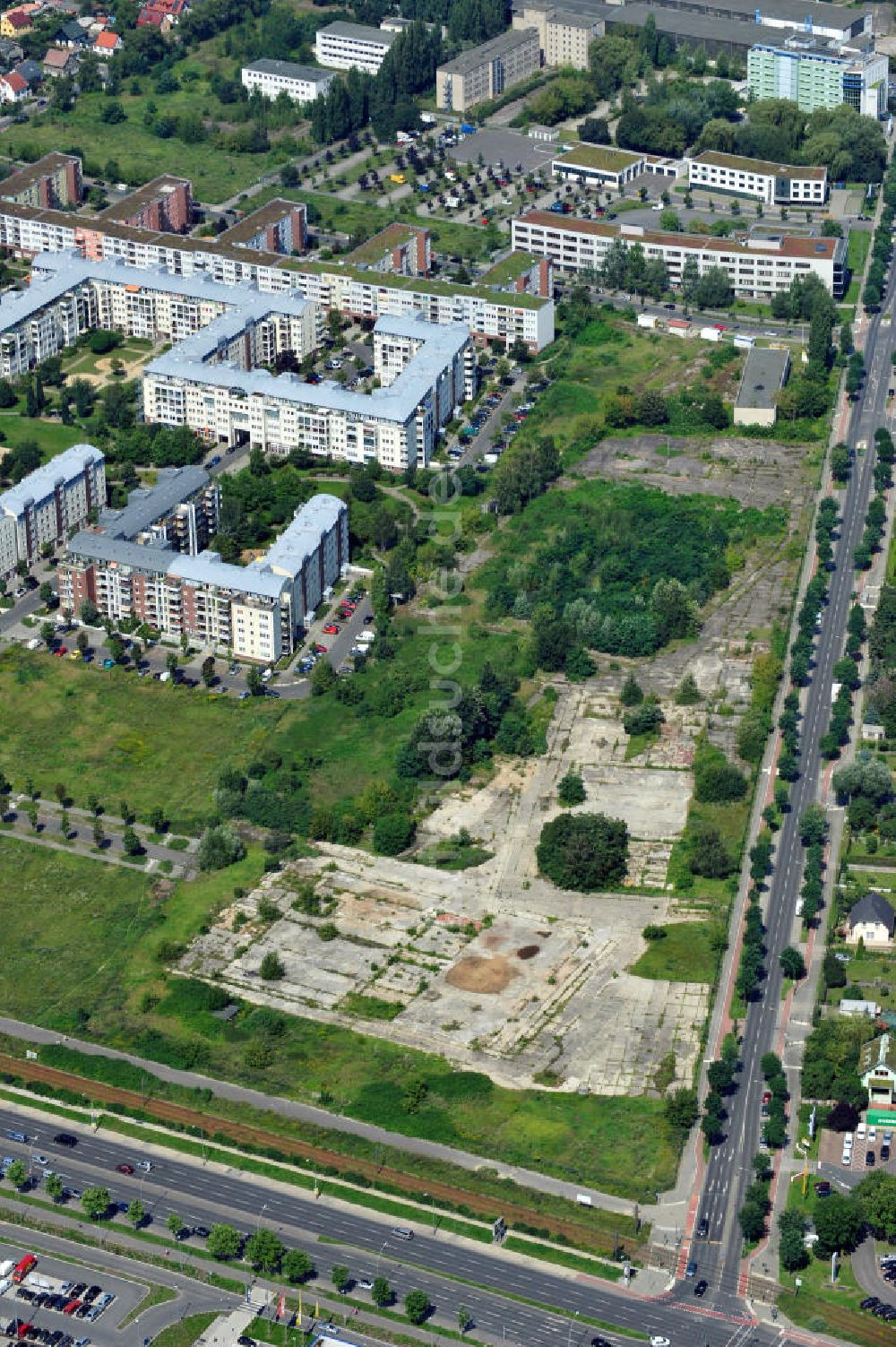 Berlin aus der Vogelperspektive: Bauland an der Ferdinand-Schultze-Straße in Berlin-Hohenschönhausen