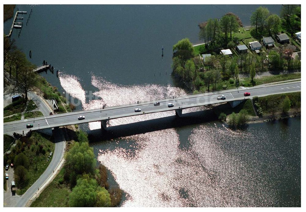 Brandenburg aus der Vogelperspektive: Baumgartenbrücke