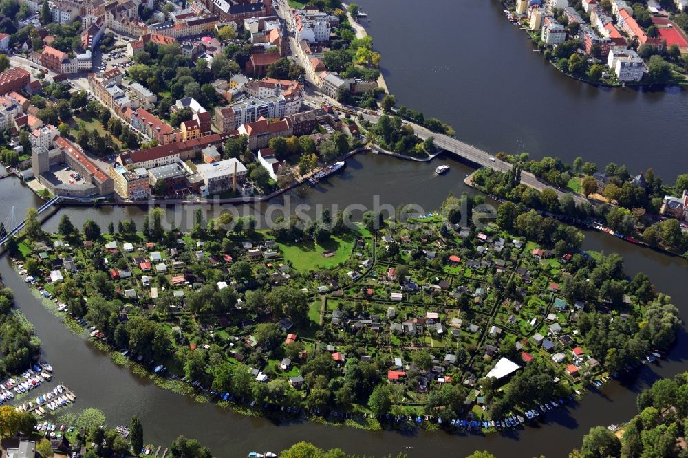 Berlin OT Köpenick von oben - Baumgarteninsel im Ortsteil Köpenick in Berlin