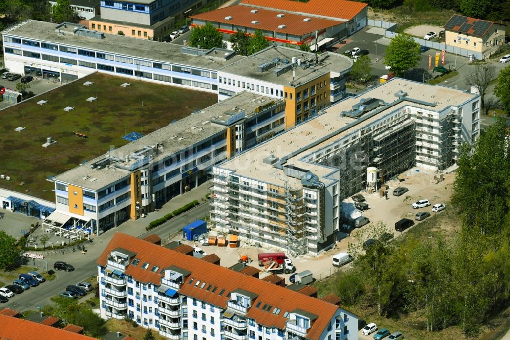 Luftbild Bernau - Baustelle altersgerechter Wohnanlage in Bernau im Bundesland Brandenburg, Deutschland