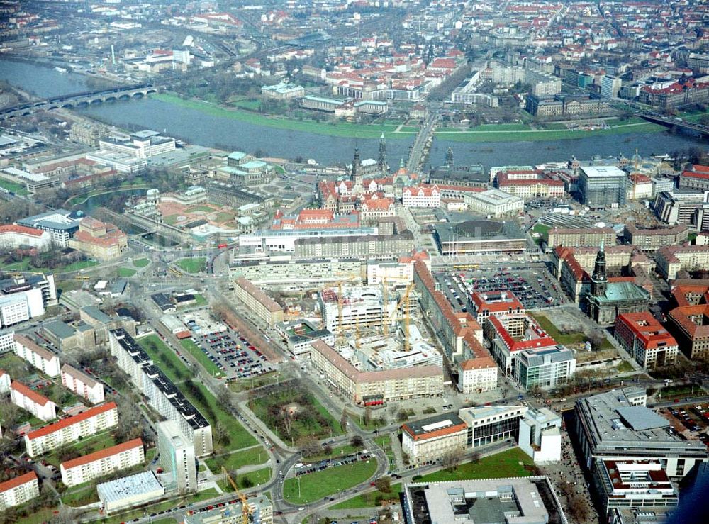 Dresden aus der Vogelperspektive: Baustelle der Altmarkt-Galerie der ECE in der Dresdner Innenstadt.