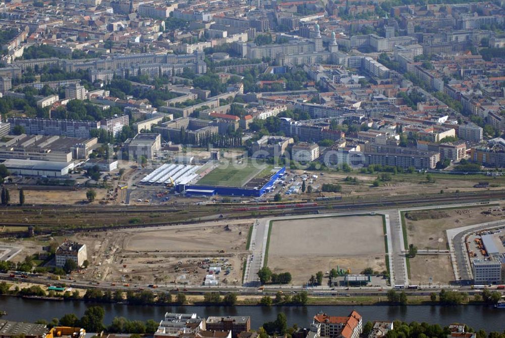 Luftbild Berlin - Baustelle Anschutz-Arena Berlin