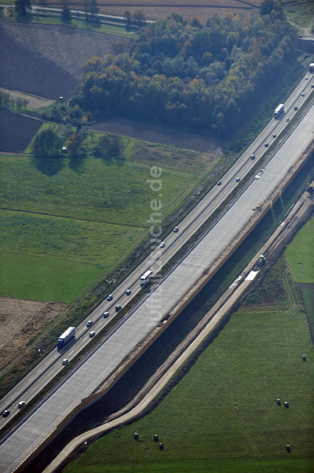 Butschbach-Hesselbach aus der Vogelperspektive: Baustelle Ausbau Autobahn A 5