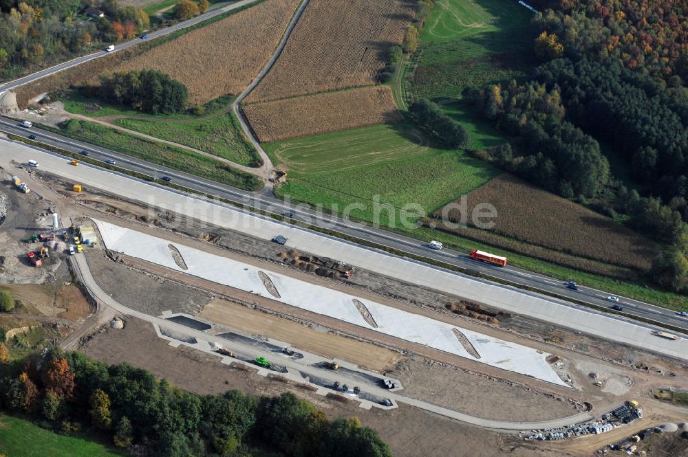 Luftaufnahme Butschbach-Hesselbach - Baustelle Ausbau Autobahn A 5