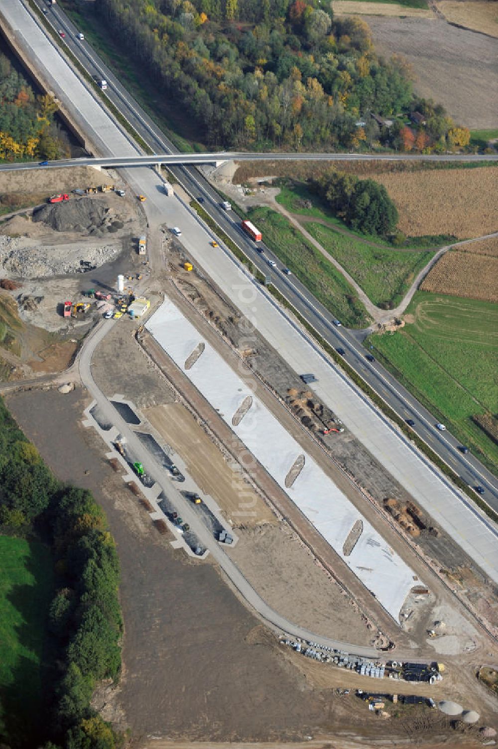 Butschbach-Hesselbach aus der Vogelperspektive: Baustelle Ausbau Autobahn A 5