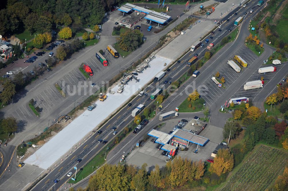 Urloffen aus der Vogelperspektive: Baustelle Ausbau Autobahn A 5