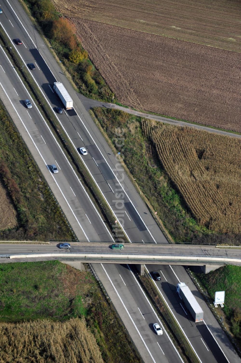 Wagshurst aus der Vogelperspektive: Baustelle Ausbau Autobahn A 5