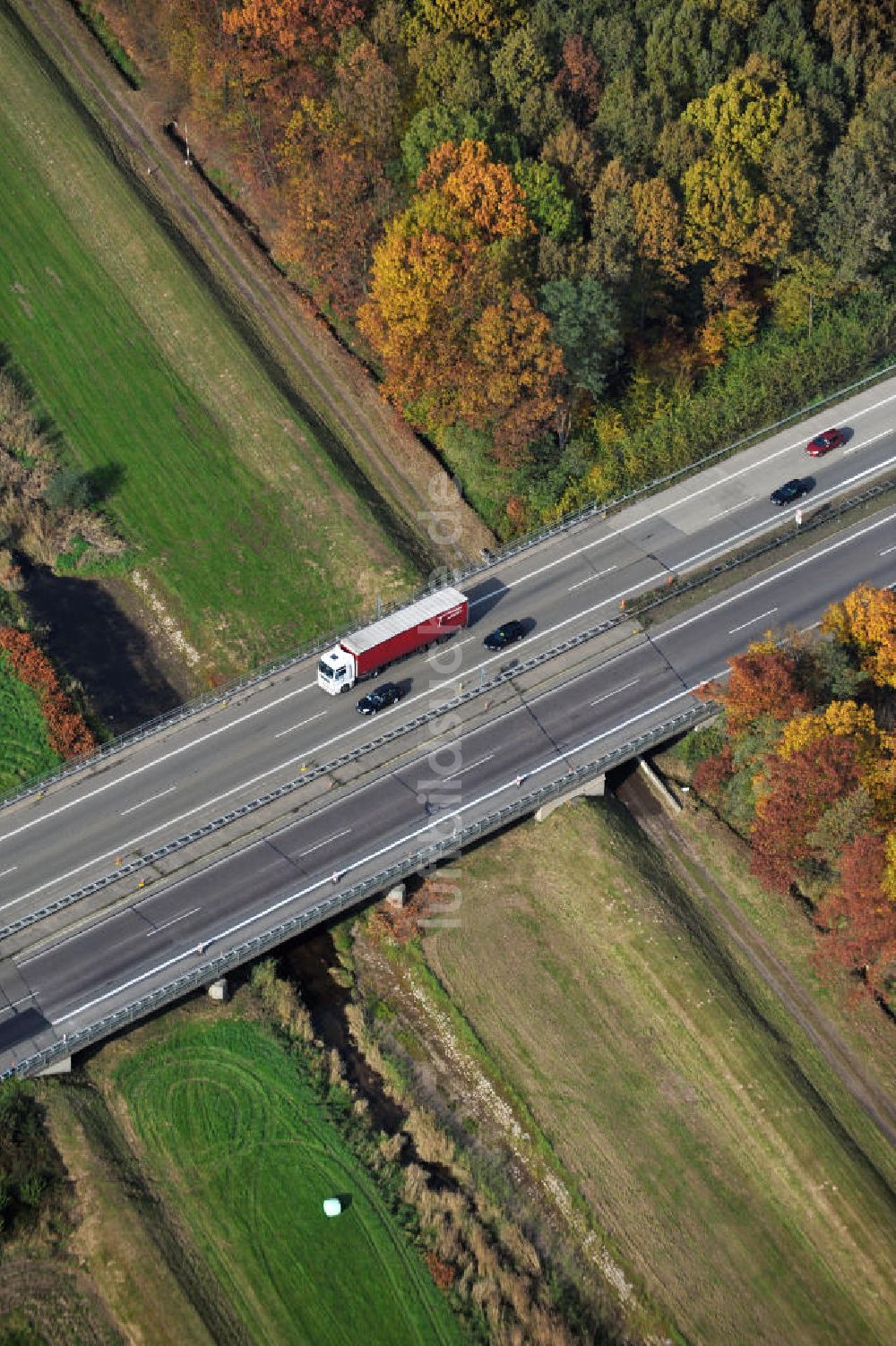 Luftbild Wagshurst - Baustelle Ausbau Autobahn A 5