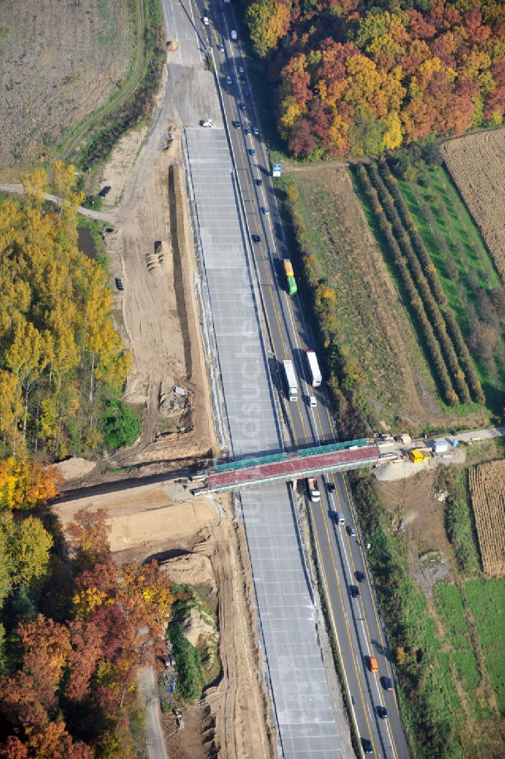 Weitenung aus der Vogelperspektive: Baustelle Ausbau Autobahn A 5