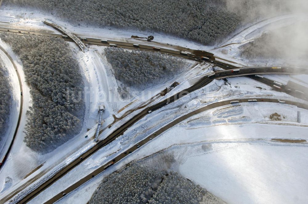 Luftaufnahme Nuthetal - Baustelle vom Um- und Ausbau des Autobahndreieck Nuthetal (A 10 und A 115)