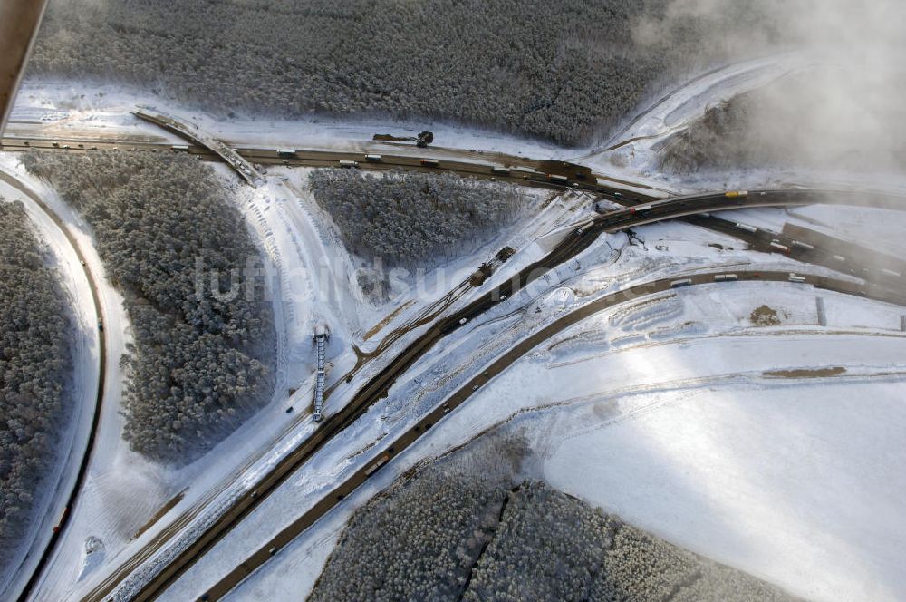 Nuthetal von oben - Baustelle vom Um- und Ausbau des Autobahndreieck Nuthetal (A 10 und A 115)