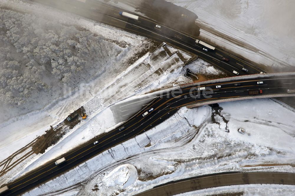 Nuthetal aus der Vogelperspektive: Baustelle vom Um- und Ausbau des Autobahndreieck Nuthetal (A 10 und A 115)