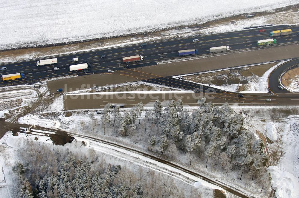 Luftbild Nuthetal - Baustelle vom Um- und Ausbau des Autobahndreieck Nuthetal (A 10 und A 115)