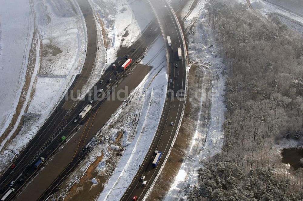 Nuthetal aus der Vogelperspektive: Baustelle vom Um- und Ausbau des Autobahndreieck Nuthetal (A 10 und A 115)