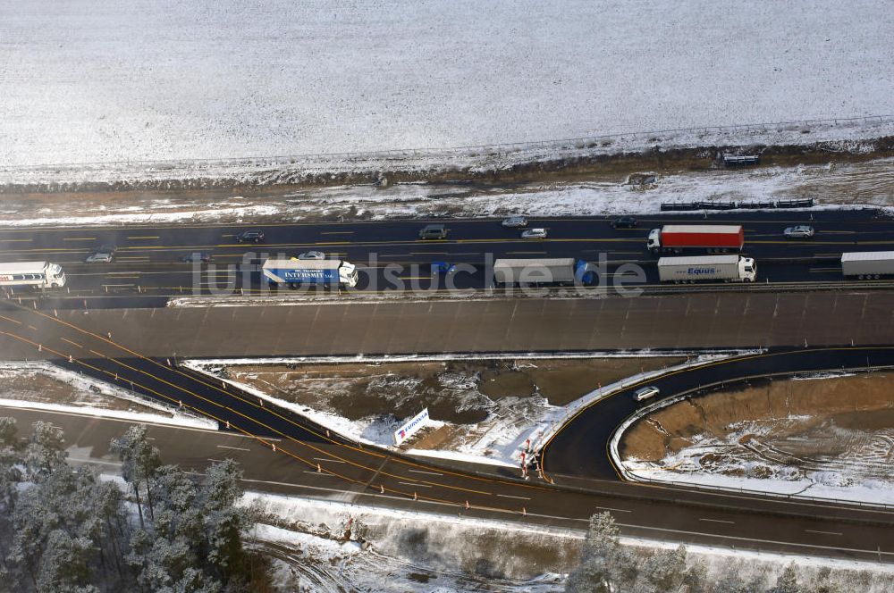 Nuthetal aus der Vogelperspektive: Baustelle vom Um- und Ausbau des Autobahndreieck Nuthetal (A 10 und A 115)