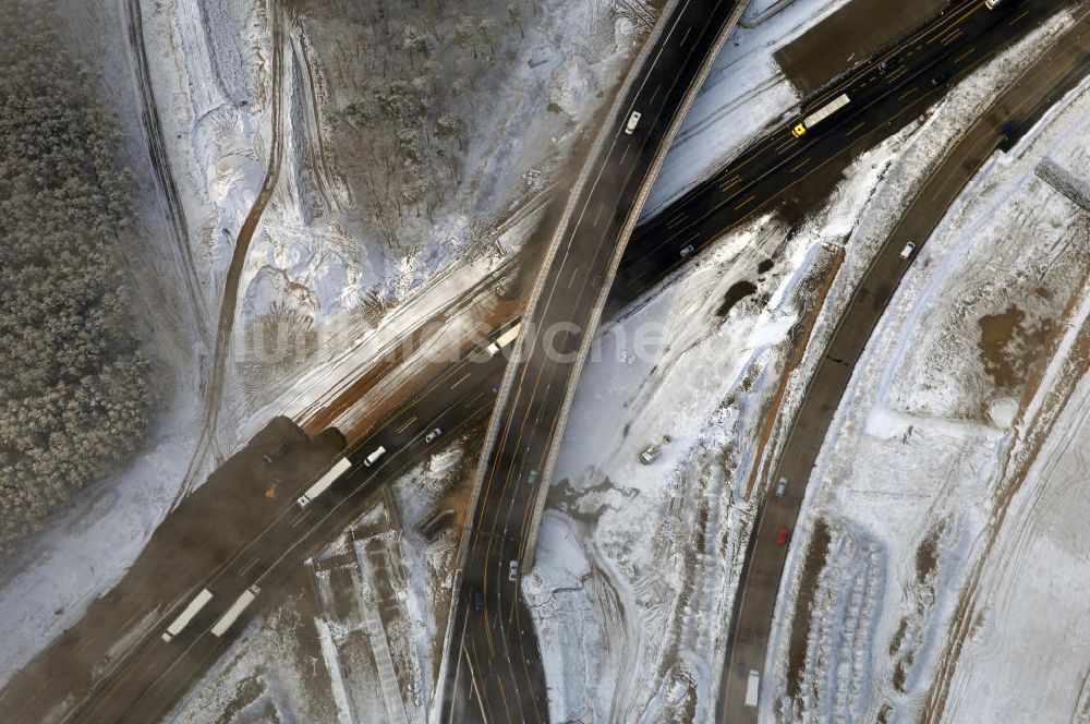 Nuthetal aus der Vogelperspektive: Baustelle vom Um- und Ausbau des Autobahndreieck Nuthetal (A 10 und A 115)