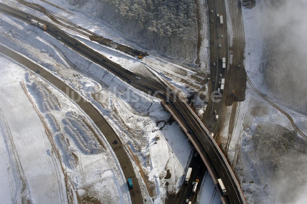 Luftbild Nuthetal - Baustelle vom Um- und Ausbau des Autobahndreieck Nuthetal (A 10 und A 115)