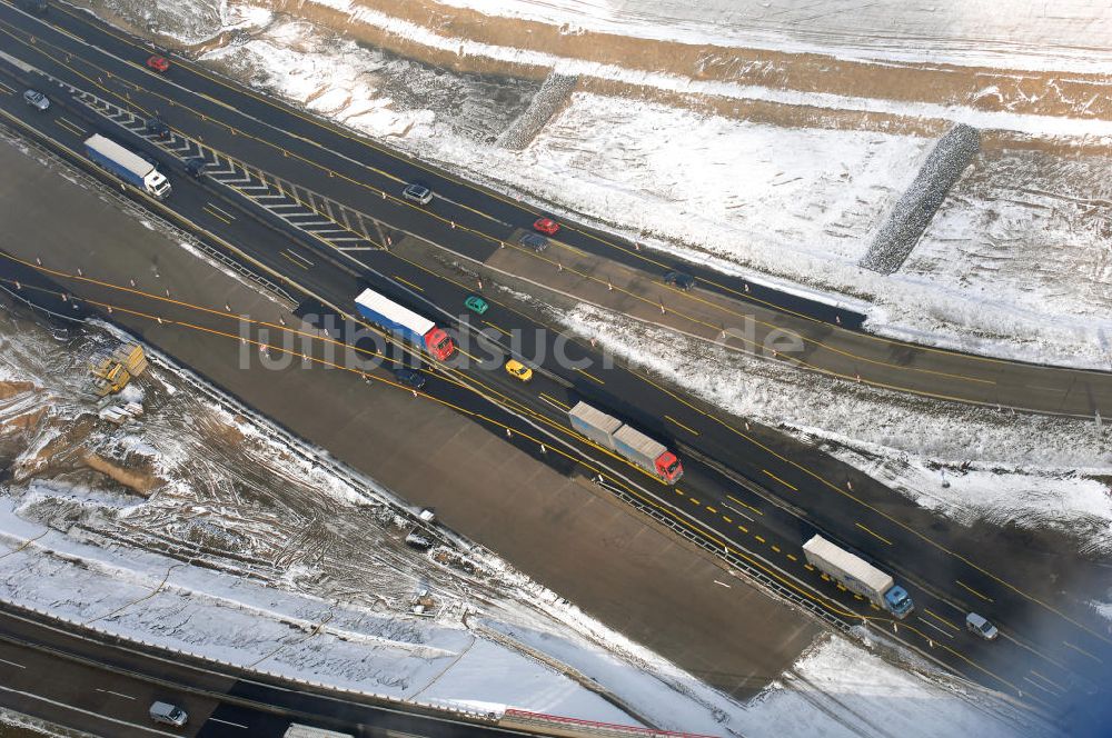 Luftaufnahme Nuthetal - Baustelle vom Um- und Ausbau des Autobahndreieck Nuthetal (A 10 und A 115)