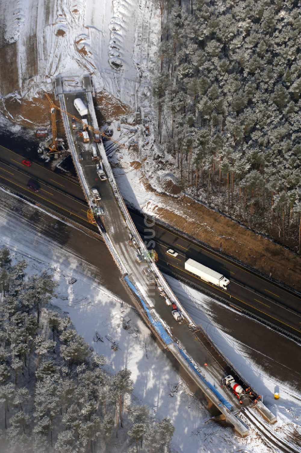 Luftbild Nuthetal - Baustelle vom Um- und Ausbau des Autobahndreieck Nuthetal (A 10 und A 115)