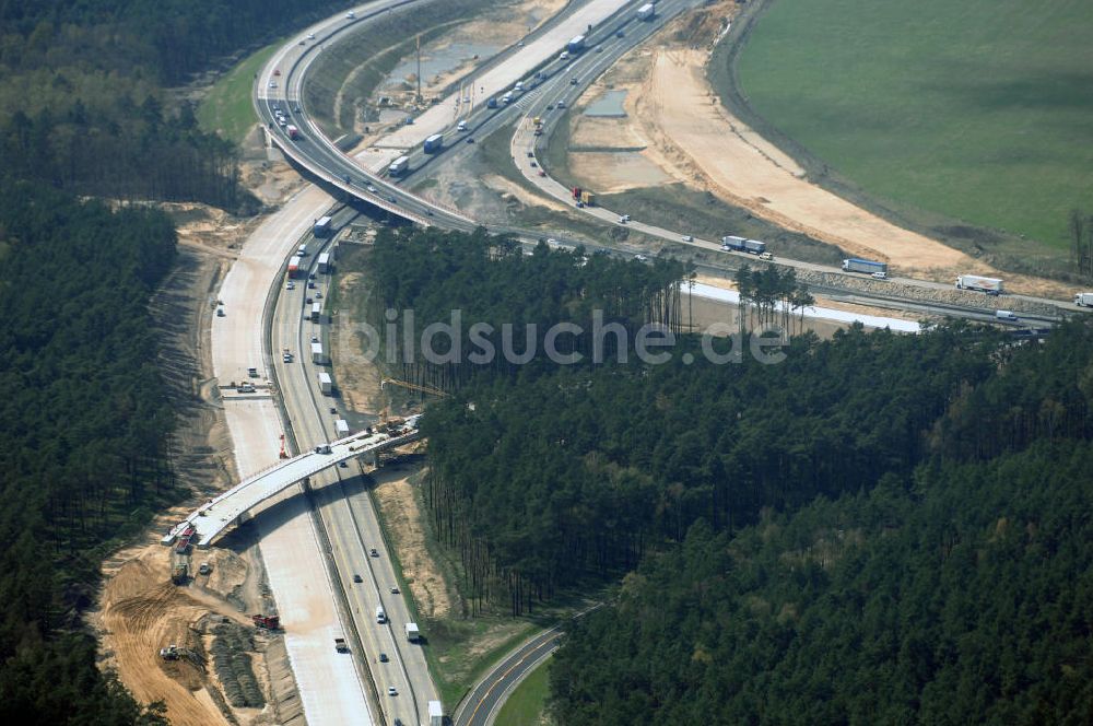 Nuthetal aus der Vogelperspektive: Baustelle vom Um- und Ausbau des Autobahndreieck Nuthetal (A 10 und A 115)