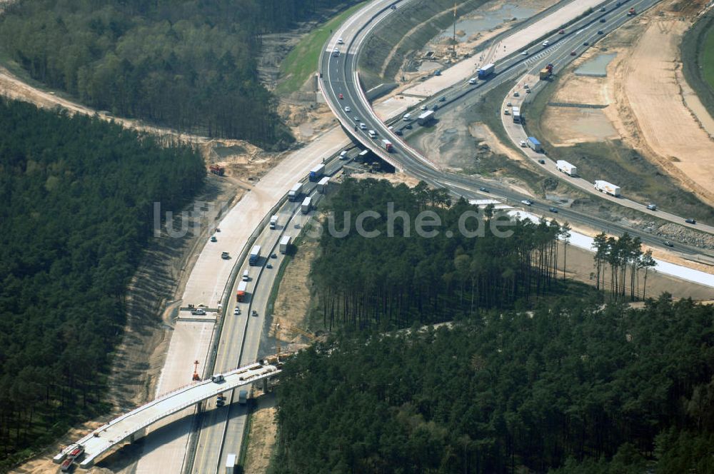 Luftaufnahme Nuthetal - Baustelle vom Um- und Ausbau des Autobahndreieck Nuthetal (A 10 und A 115)