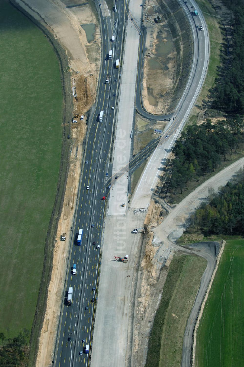 Nuthetal aus der Vogelperspektive: Baustelle vom Um- und Ausbau des Autobahndreieck Nuthetal (A 10 und A 115)